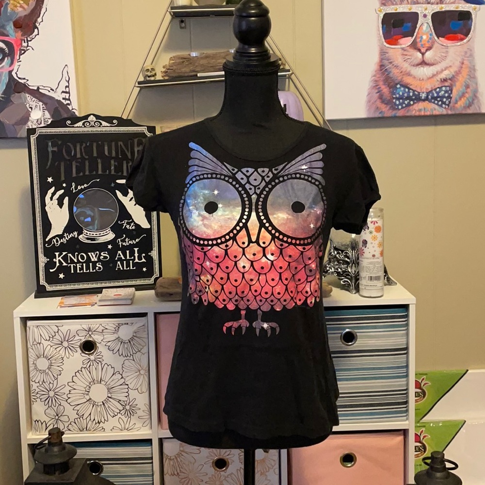 🔥Medium size Bella owl shirt🔥
